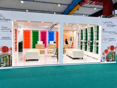 Incontro con i visitatori nello stand INN PROGRESS a PharmExpo Napoli